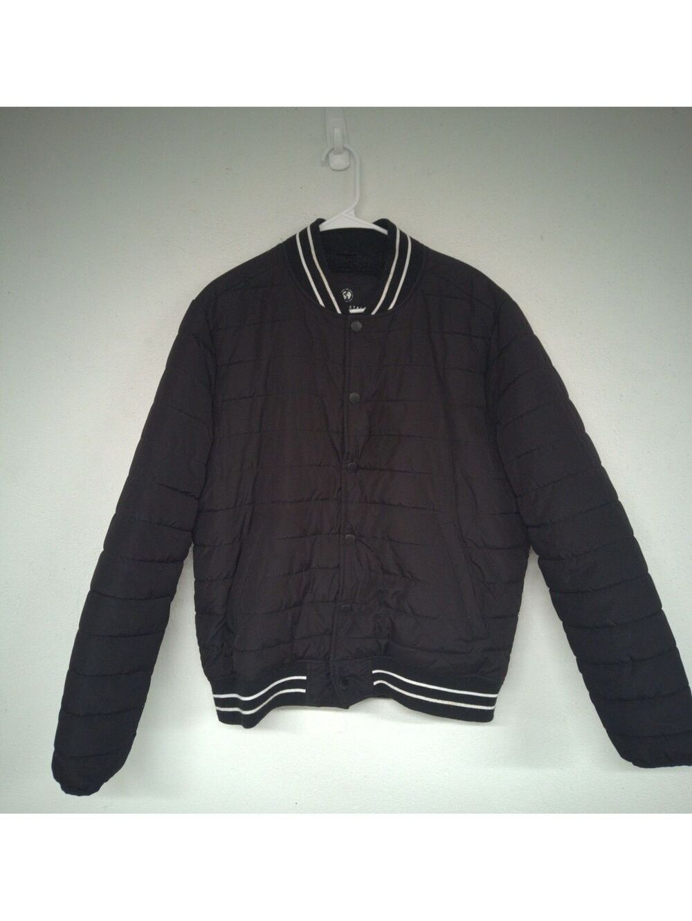 Aeropostale Men M Black Quilted Puffer Bomber Jacket Varsity Striped Fleece Line